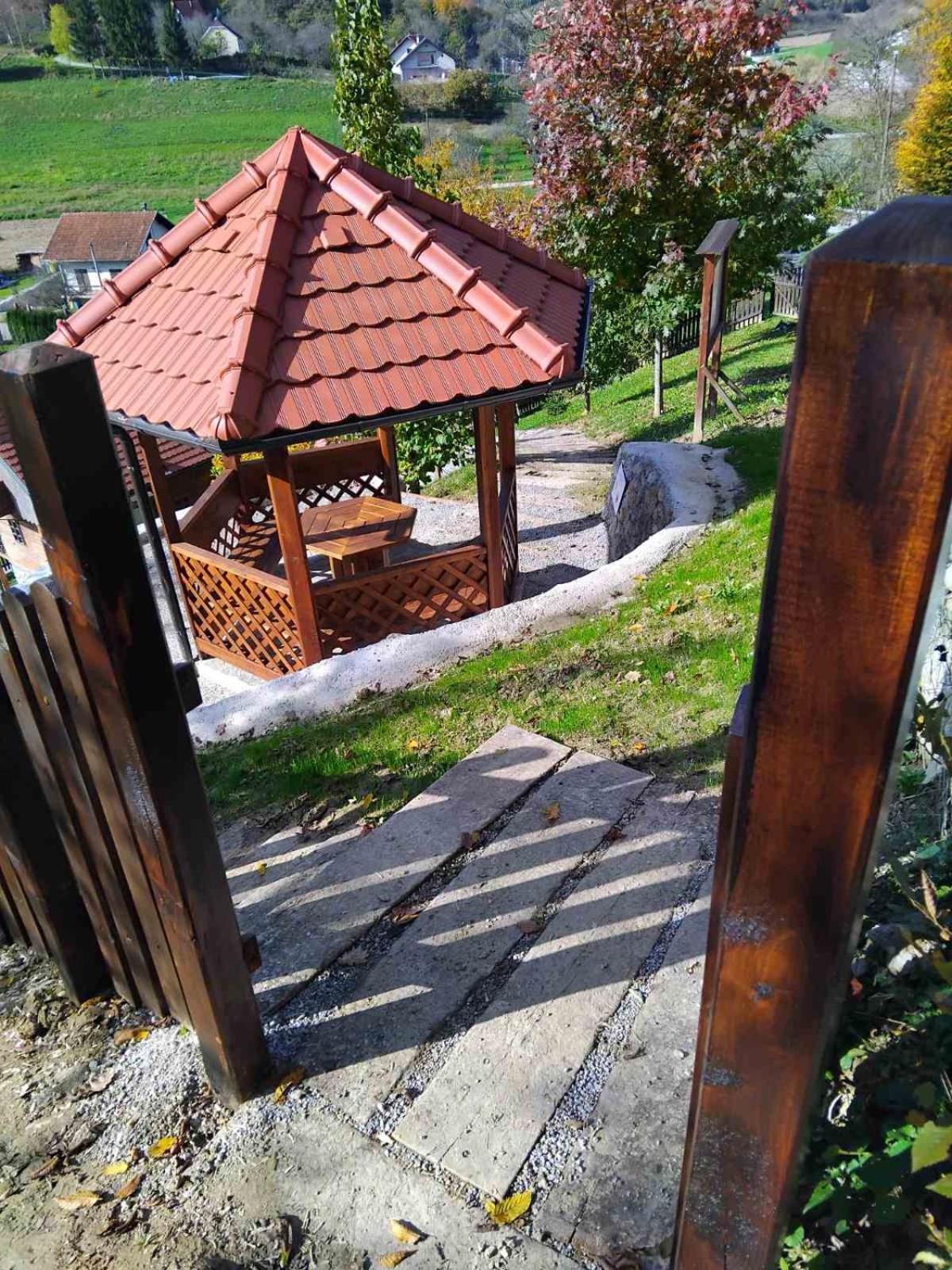 Vila Trnoruzica ตูเฮลย์ ภายนอก รูปภาพ